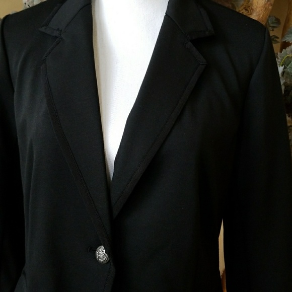 Black Ellen Tracy blazer - Picture 7 of 7